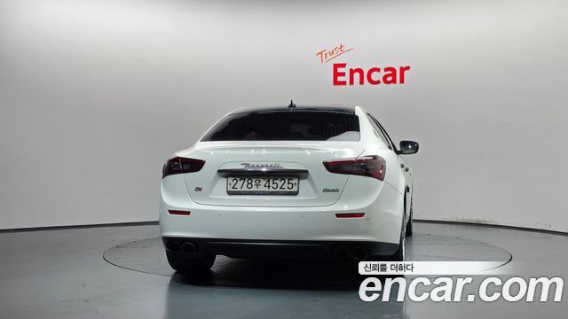 Maserati Ghibli из Кореи Encar