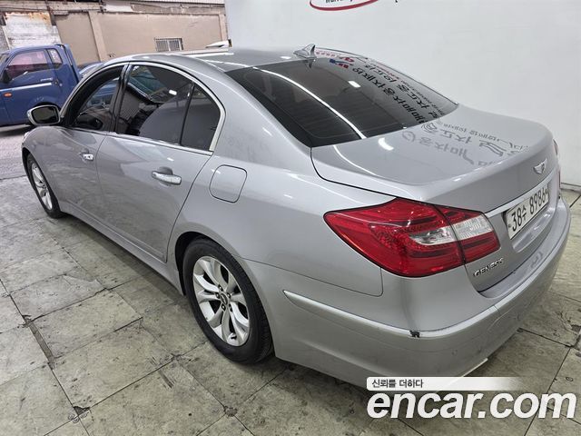 Hyundai Genesis из Кореи Encar