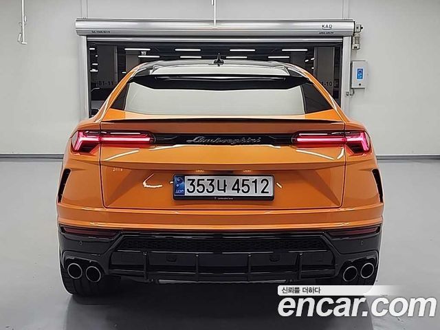 Lamborghini Urus из Кореи Encar