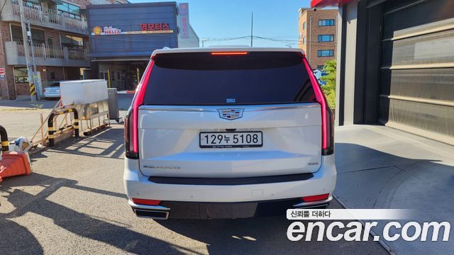 Cadillac Escalade 6.2 ESV ESV Premium Luxury Platinum — пробег 30 607 км — фото 4 из 5