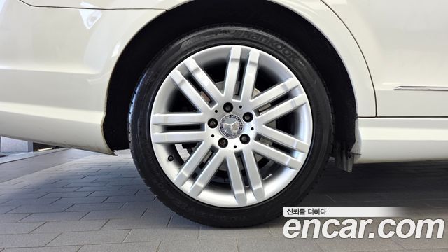 Mercedes-Benz C-Class из Кореи Encar