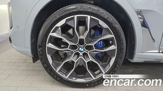 BMW X7 xDrive 40i M Sport 7STR — пробег 38 525 км — фото 5 из 5