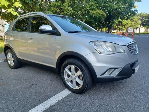 Ssangyong KORANDO Chic 2WD Standard — пробег 239 821 км — фото 2 из 5