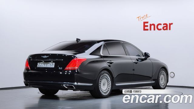 Genesis EQ900 3.3 T-GDI AWD Premiun Luxury — пробег 174 350 км — фото 2 из 5