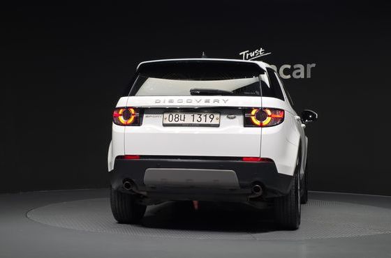 Land Rover Discovery Sport 2.0 TD4 SE (150PS) — пробег 141 770 км — фото 4 из 5
