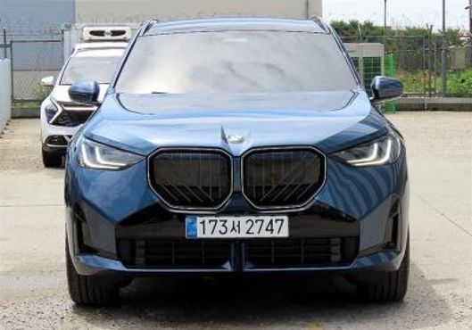 BMW X3 xDrive 20 M Sport Pro — пробег 12 400 км — фото 2 из 5