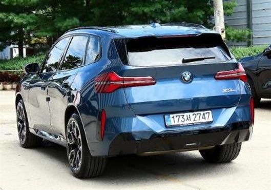 BMW X3 xDrive 20 M Sport Pro — пробег 12 400 км — фото 3 из 5