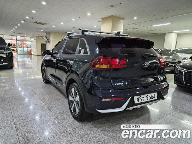 Kia Niro из Кореи Encar