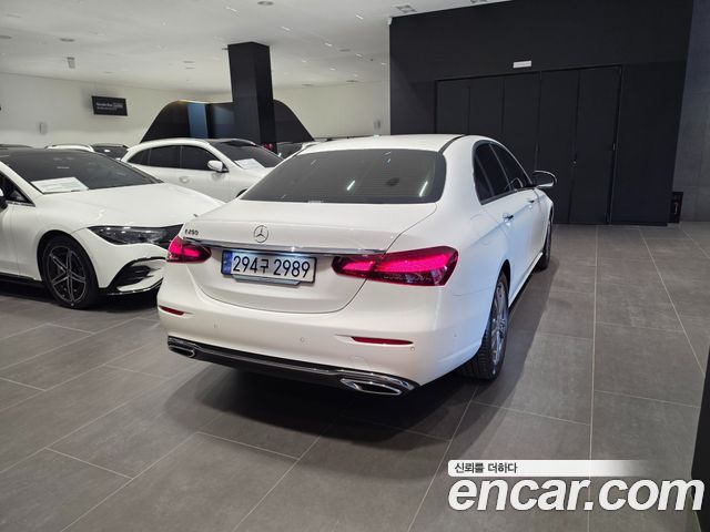Mercedes-Benz E-Class из Кореи Encar