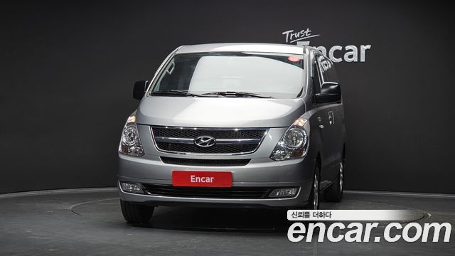 Hyundai Starex 11-Seater Wagon CVX Luxury — пробег 104 169 км — фото 3 из 5