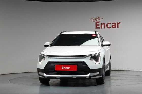 Kia Niro Best Selection — пробег 10 073 км — фото 3 из 5