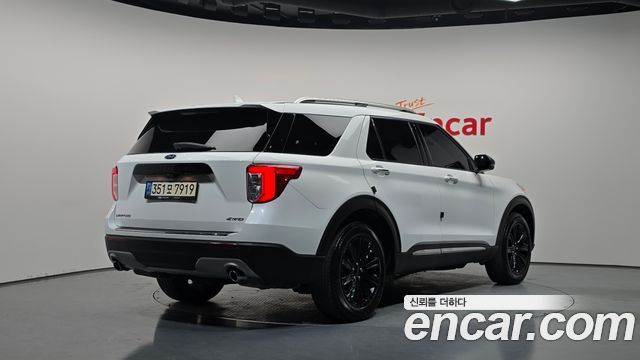 Ford Explorer 2.3 LimIted 4WD — пробег 41 232 км — фото 2 из 5