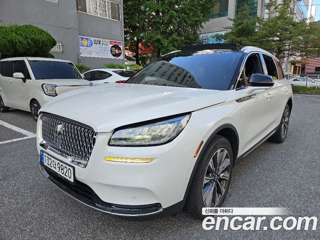Lincoln Corsair 2.0 Reserve AWD — пробег 49 574 км — фото 3 из 5