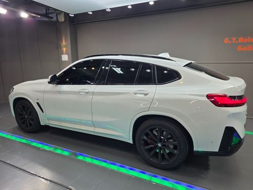 BMW X4 xDrive20i M Sport Pro Special Edition — пробег 9 322 км — фото 2 из 5