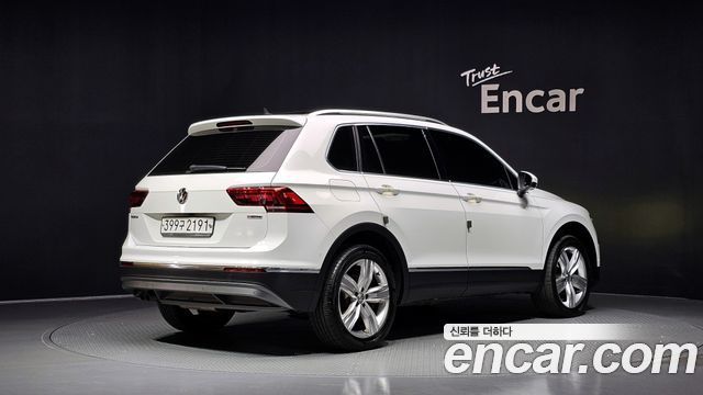 Volkswagen Tiguan из Кореи Encar