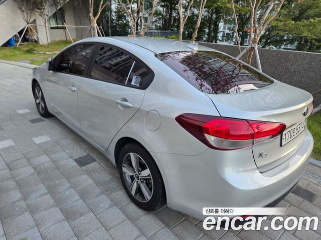 Kia K3 из Кореи Encar