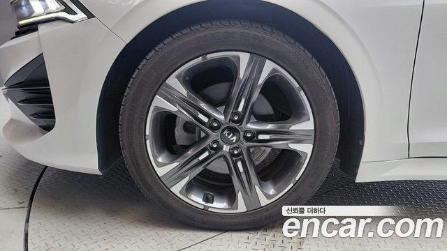 Kia K5 из Кореи Encar