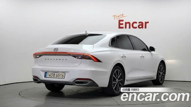 Hyundai Grandeur из Кореи Encar