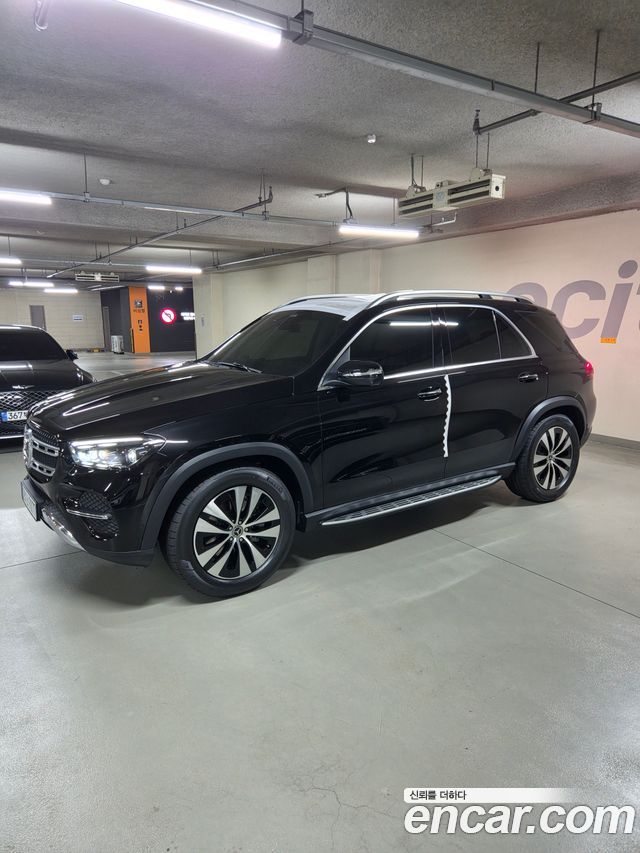 Mercedes-Benz GLE-Class GLE350 4MATIC — пробег 18 км — фото 1 из 5