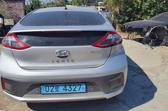 Hyundai Ioniq I — пробег 162 000 км — фото 3 из 5
