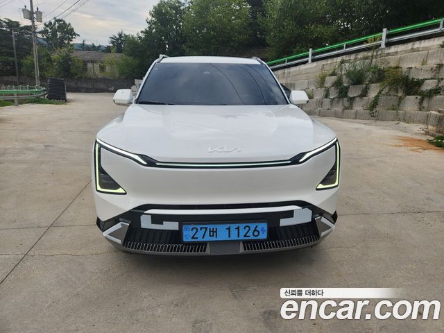 Kia EV5 Long Range 2WD Earth — пробег 14 км — фото 1 из 5