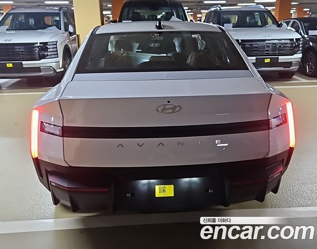 Hyundai AVANTE 2.0 Modern — пробег 5 км — фото 4 из 5