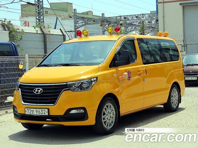 Hyundai Starex School Bus LPi — пробег 102 762 км — фото 2 из 5