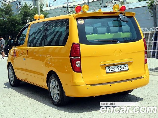Hyundai Starex School Bus LPi — пробег 102 762 км — фото 3 из 5