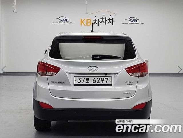 Hyundai Tucson Diesel 4WD X20 Luxury — пробег 186 251 км — фото 3 из 5