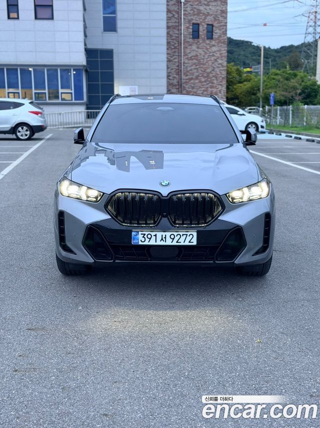 BMW X6 xDrive30d M Sport — пробег 10 500 км — фото 1 из 5
