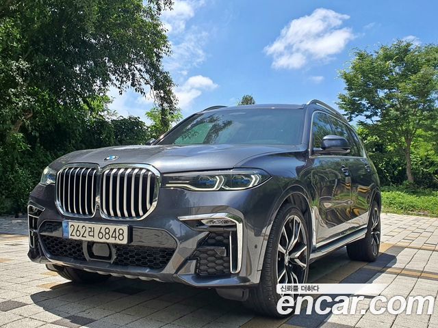 BMW X7 xDrive 40i M Sport 6STR — пробег 73 721 км — фото 1 из 5