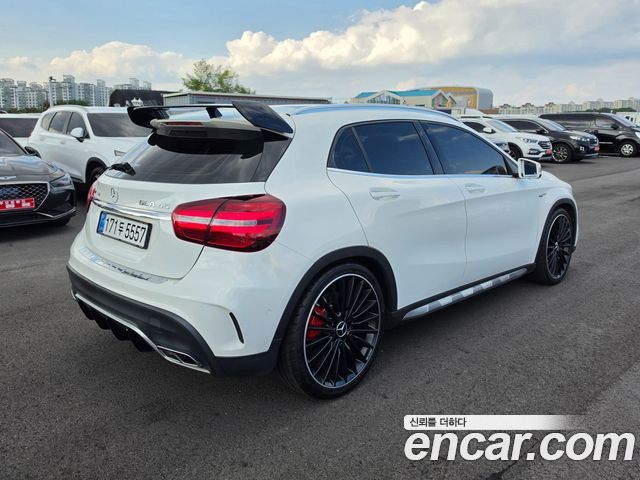 Mercedes-Benz GLA-Class GLA45 AMG 4MATIC — пробег 119 700 км — фото 4 из 5