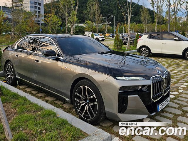 BMW 7-Series 740i sDrive M Sport — пробег 46 700 км — фото 3 из 5