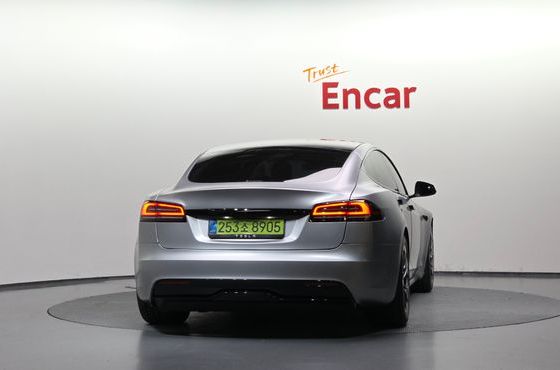 Tesla Model S AWD — пробег 8 462 км — фото 4 из 5