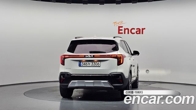 Kia Seltos из Кореи Encar