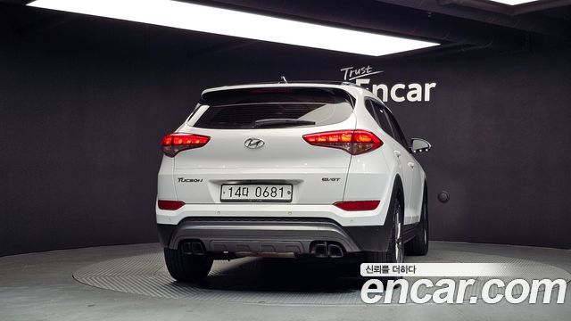 Hyundai Tucson из Кореи Encar