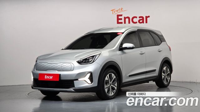 Kia Niro Air — пробег 75 274 км — фото 1 из 5