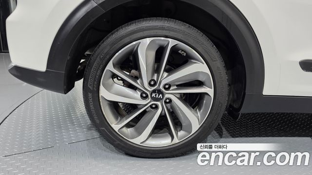 Kia Niro Noblesse — пробег 80 110 км — фото 5 из 5