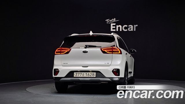 Kia Niro из Кореи Encar
