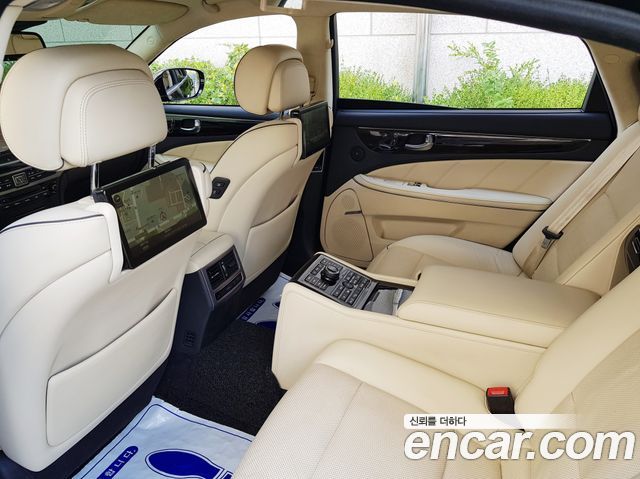 Hyundai Equus VS500 Prestige — пробег 138 000 км — фото 4 из 5