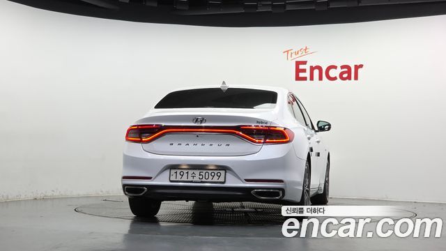Hyundai Grandeur из Кореи Encar