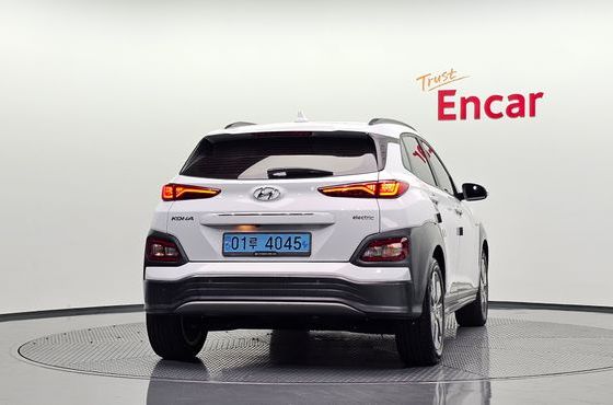 Hyundai Kona Premium — пробег 143 014 км — фото 4 из 5