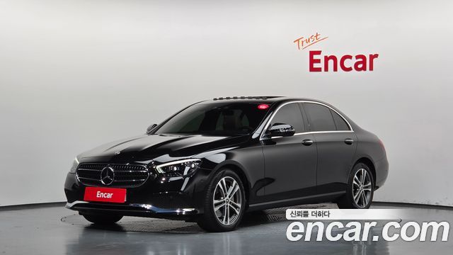 Mercedes-Benz E-Class E350 4MATIC Avantgarde — пробег 35 967 км — фото 1 из 5