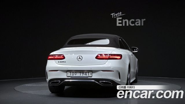 Mercedes-Benz E-Class E220d Cabriolet — пробег 70 206 км — фото 4 из 5