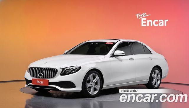Mercedes-Benz E-Class E220d Avantgarde — пробег 190 400 км — фото 1 из 5