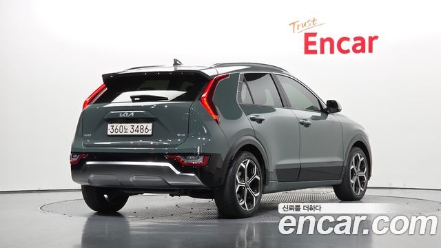 Kia Niro Signature — пробег 44 781 км — фото 2 из 5