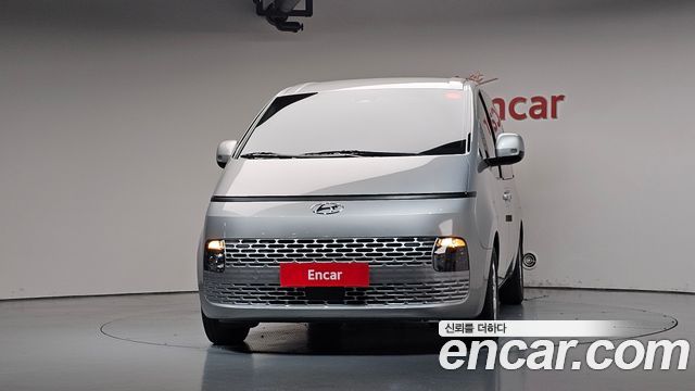 Hyundai Staria 4WD Tourer 11-Seater Modern — пробег 84 343 км — фото 3 из 5