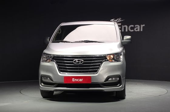 Hyundai Starex Van 3-Seater Smart — пробег 44 470 км — фото 3 из 5