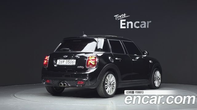 Mini Cooper из Кореи Encar