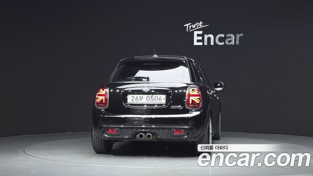 Mini Cooper из Кореи Encar